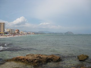 Die Bucht von Alcudia - Am anderen Ende der Bucht war unser Hotel