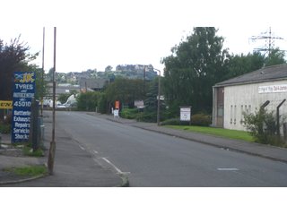 Industriepark - Am Stadtrand lag unser Hotel - dafür war es billig