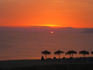 Sonnenaufgang am Strand